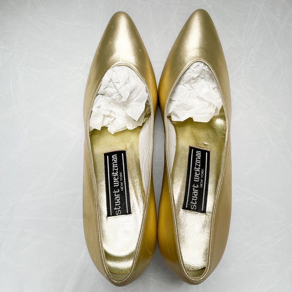 Stuart Weitzman gold pumps size ~5